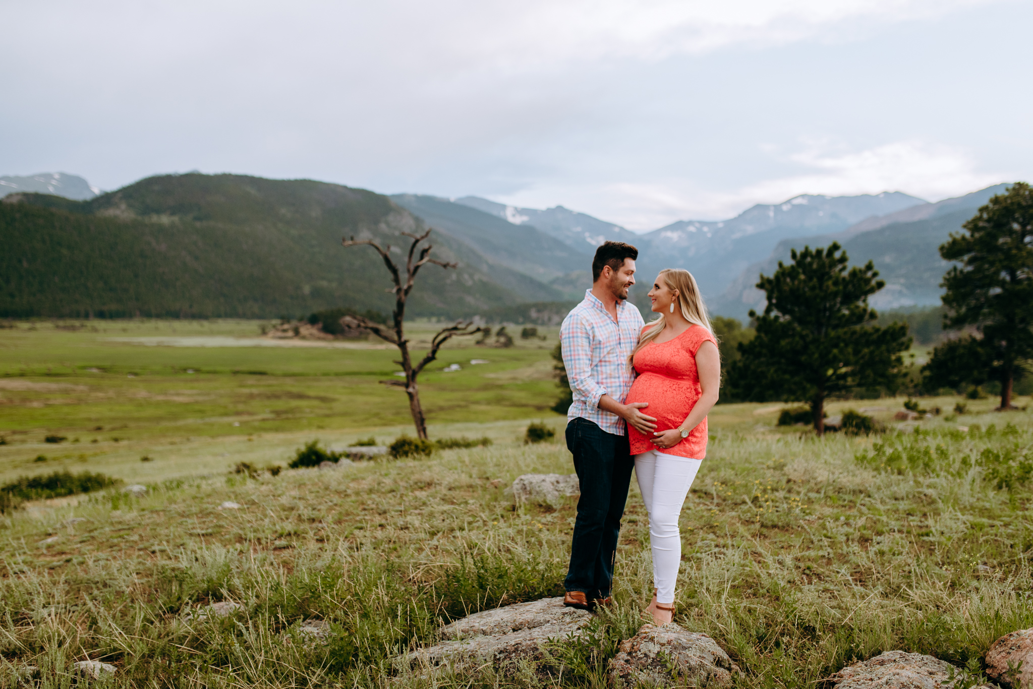 Rocky Mountain National Park Maternity Photos